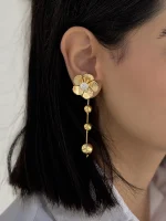 گوشواره آویز گل و گوی