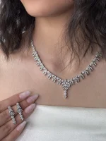 نیم ست جواهری اِمیلیا