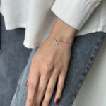 دستبند نقره آویز خزان