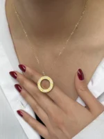 گردنبند لاو (LOVE)کارتیه