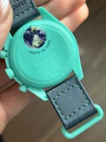 ساعت مچی امگا سواچ مدل Earth 1 - تصویر 3